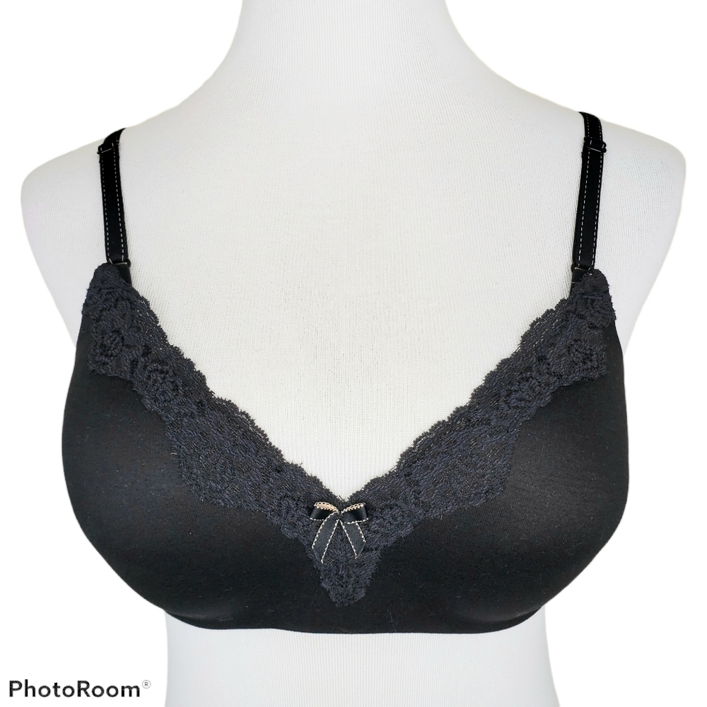 Maidenform Wireless Push Up Bra 34C Black
